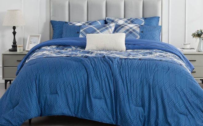 Bed in a Bag Queen 7 Pieces Navy Blue Comforter Set Queen