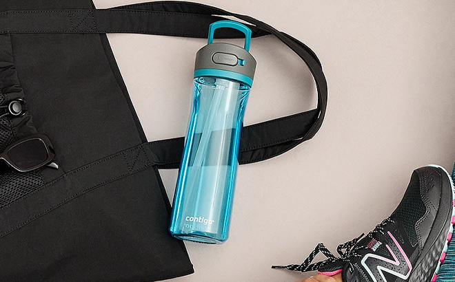 Contigo 24 oz Jackson 2 0 Plastic Water Bottle with Autopop Lid in Juniper Color