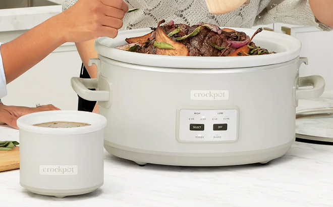 Crockpot 7 Quart Cook Carry Slow Cooker and Food Warmer in Mushroom Color