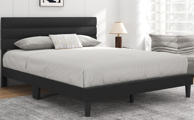 Fluest Queen Size Upholstered Bed Frame with Headboard