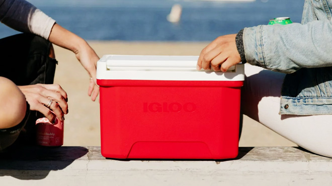 Igloo 9 Quart Laguna Ice Chest Cooler