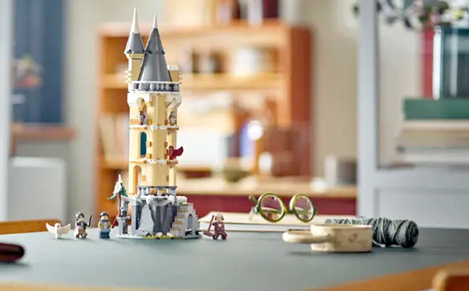 LEGO Harry Potter Hogwarts Castle Owlery Set