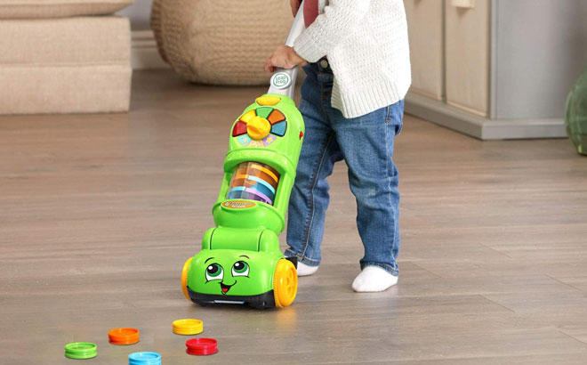 LeapFrog Pick Up and Count Vacuum in Green at Amazon