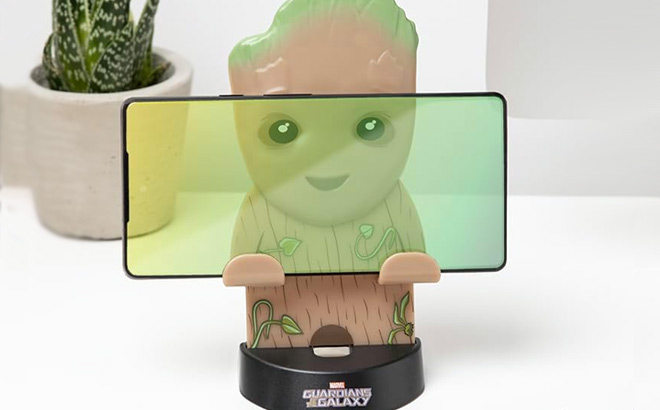 Paladone Groot Smartphone Holder