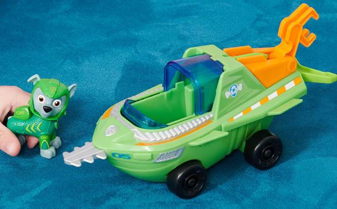 Paw Patrol Aqua Pups Rock with Collectible Action Figure