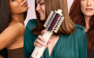 Shark Beauty Shark SmoothStyle Heated Comb Blow Dryer Brush