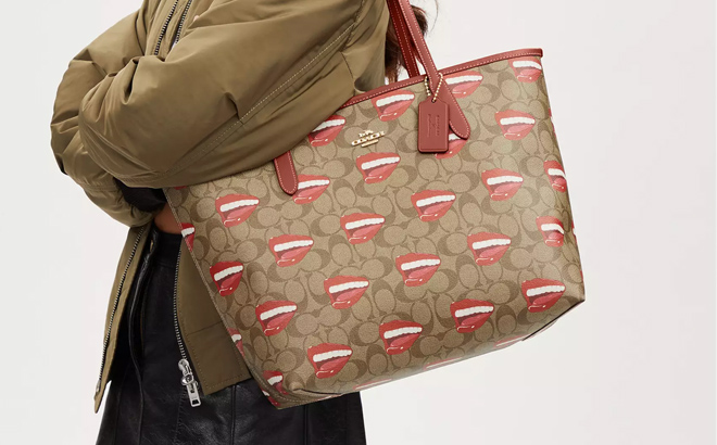 an Image of Coach x Tom Wesselmann City Tote In Signature Canvas