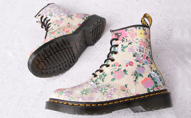 Dr Martens 1460 Womens Boots in Parchment Floral Mashup