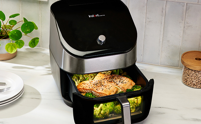 Instant Vortex Plus 6 Quart Air Fryer