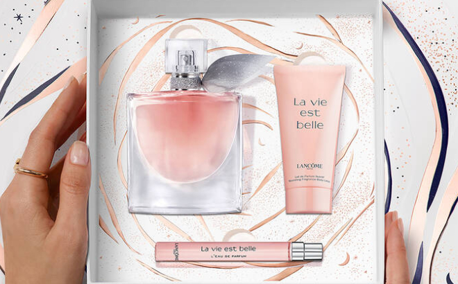 Lancome LA Vie Est Belle Extraordinary Moments Holdiay Gift Set