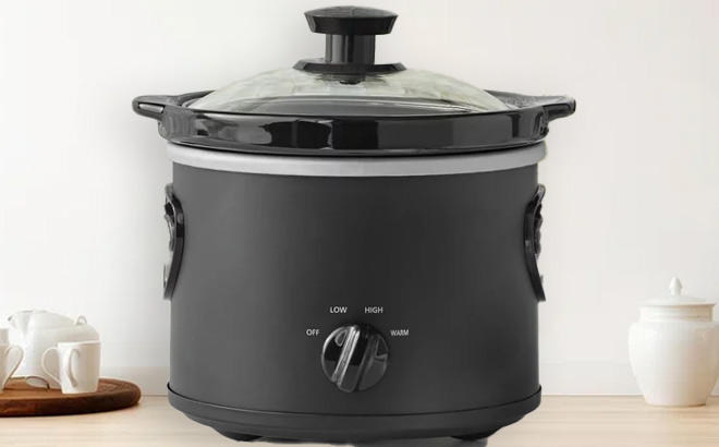 Mainstays 2 QT Slow Cooker in Black