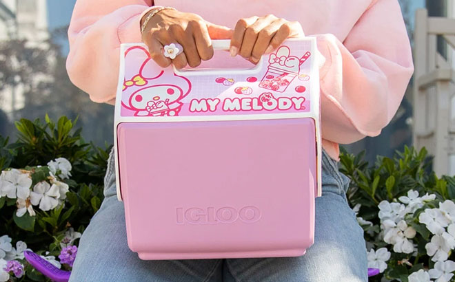 My Melody Kuromi x Igloo 7 Quart Cooler