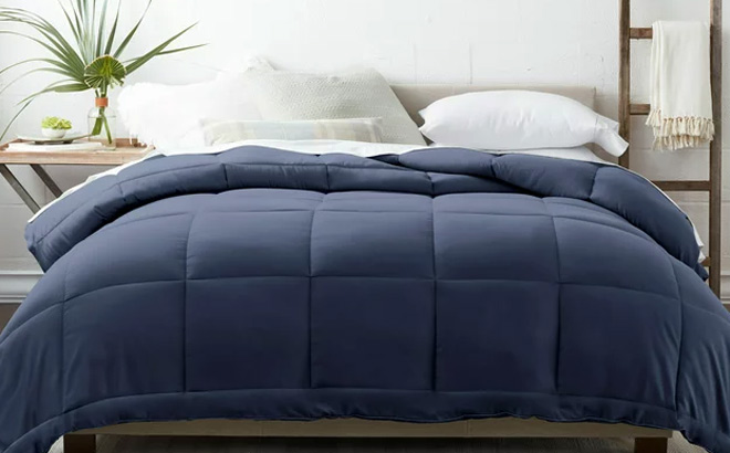 Noble Linens Navy Down Solid Comforter