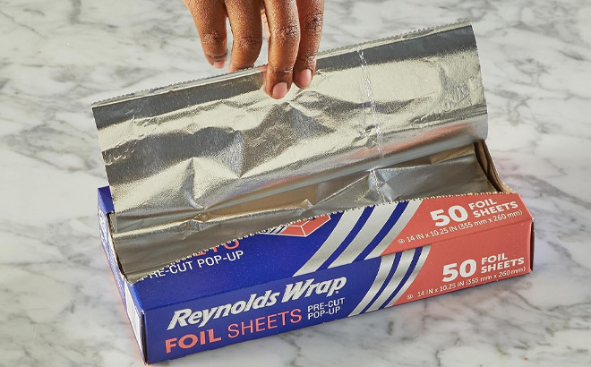 Reynolds Wrap Pre Cut Pop Up Aluminum Foil Sheets