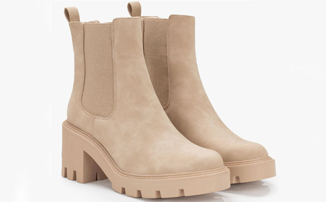 Womens Chelsea Boots Color Beige