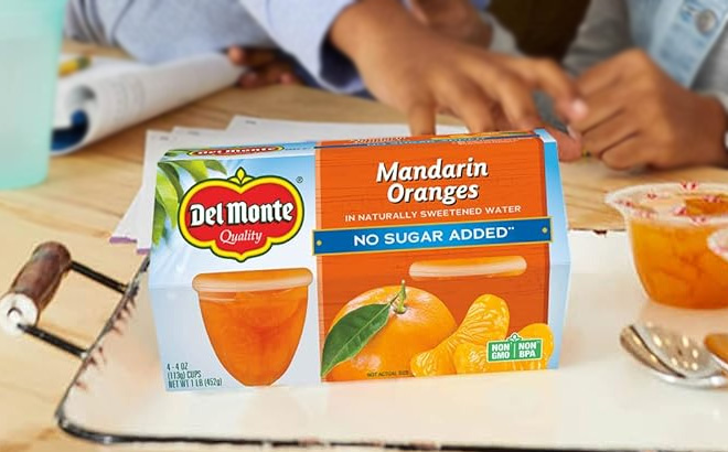 Del Monte Fruit Cup Snacks in Mandarin Oranges Flavor