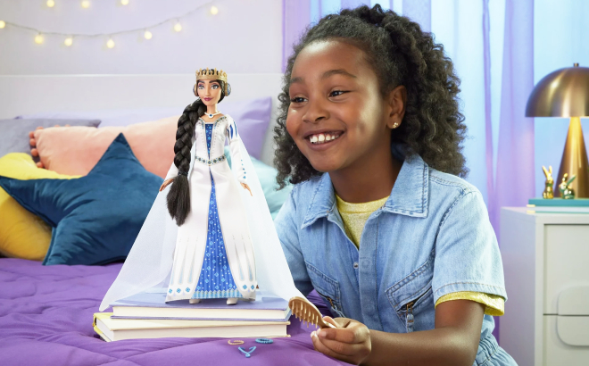 Disney Wish Queen Amaya of Rosas Fashion Doll