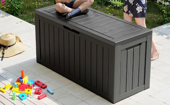 Tpsoum 80 Gallon Resin Storage Deck Box