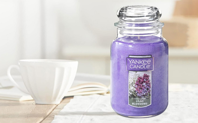 Yankee Candle Lilac Blossoms Scented Classic 22oz Large Jar Single Wick Candle