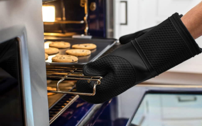 A Person Using Gorilla Grip Silicone Oven Mitts