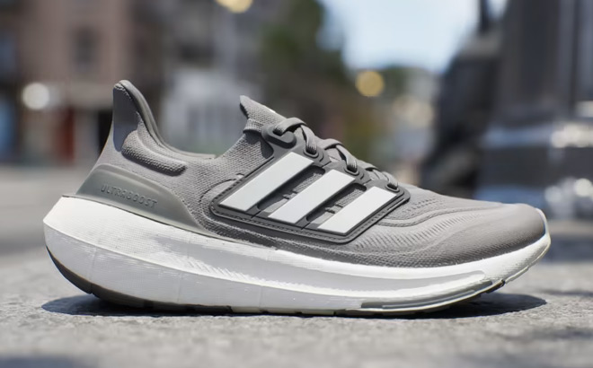 Adidas Mens Ultraboost Shoes