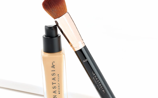 Anastasia Beverly Hills Luminous Foundation and Brush