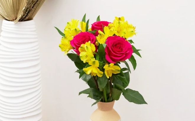 Fresh Cut Rose and Flower Mini Bouquet in a Vase