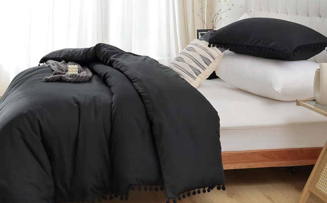 Smoofy Queen Black Comforter Set