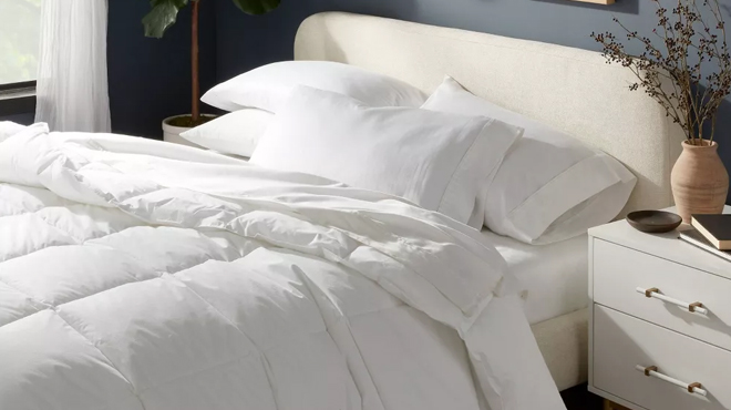 Threshold All Seasons Down Alternative Comforter