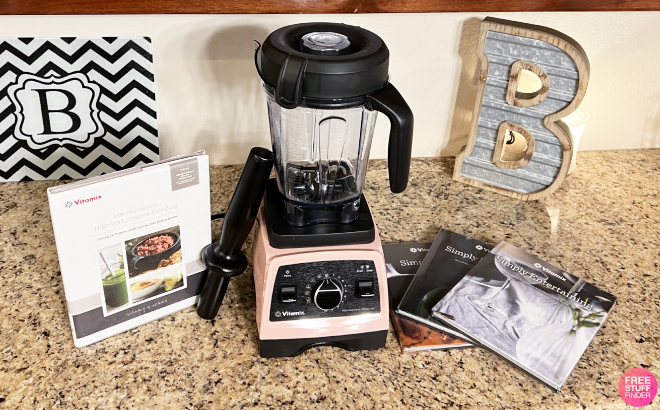 Vitamix Pro Series Blender with Recipe Book and Cookbooks