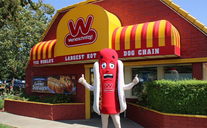 Wienerschnitzel Store Overview