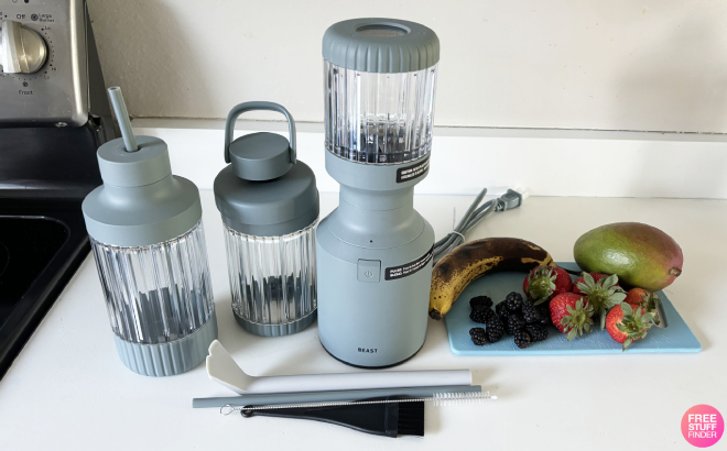 Beast Mini Blender Plus Bundle Inclusions