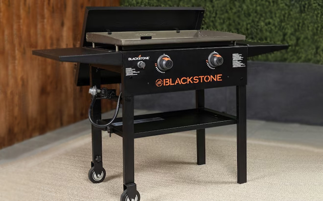 Blackstone Griddle and Cover Bundle 2 Burner Liquid Propane Flat Top Grill