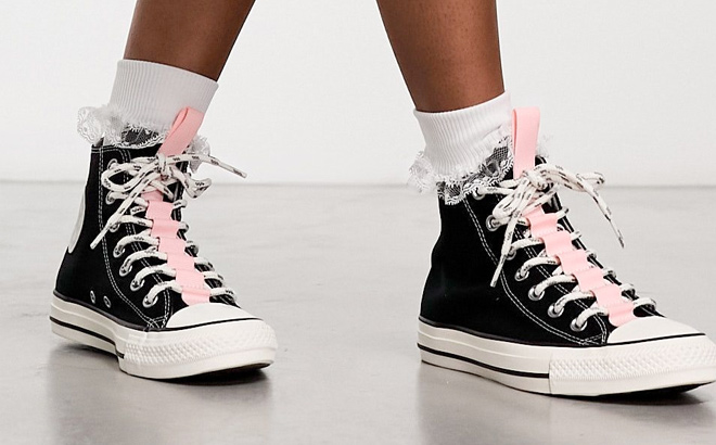 Converse Chuck Taylor All Star sneakers in black pink