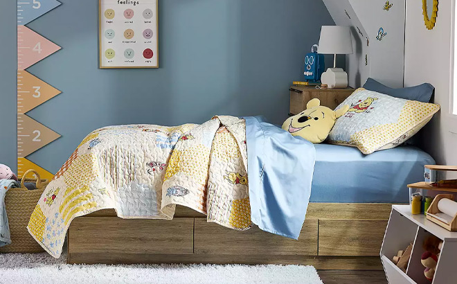 Disneys Winnie The Pooh Quilt Set