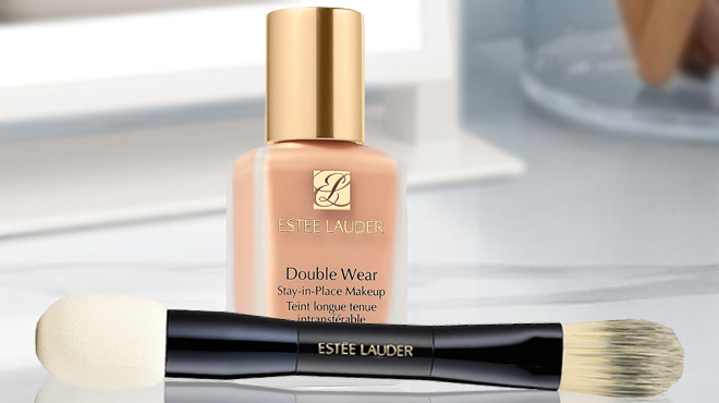 Estee Lauder Foundation with Brush