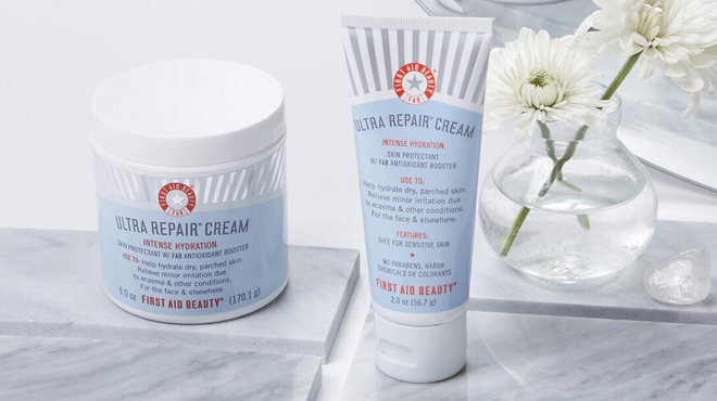 First Aid Beauty Ultra Repair Cream Set