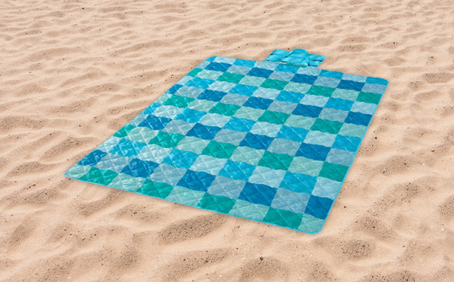 Mainstays Polyester Cool Check in Stripe Outdoor Beach Blanket