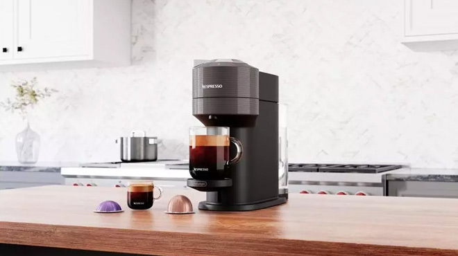 Nespresso Vertuo Next Espresso Machine by De'Longhi 