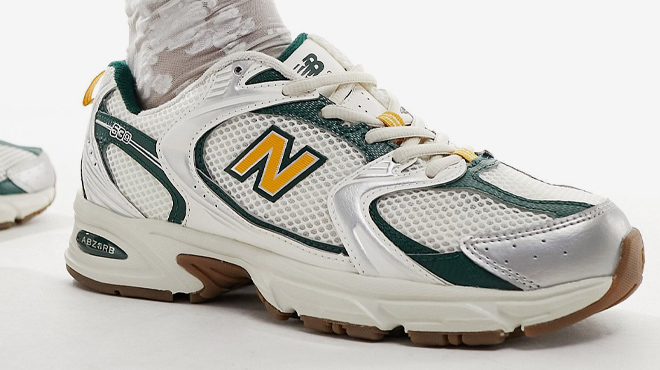 New Balance 530 Collegiate Sneakers