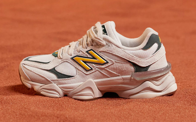 New Balance 9060 Sneakers in white