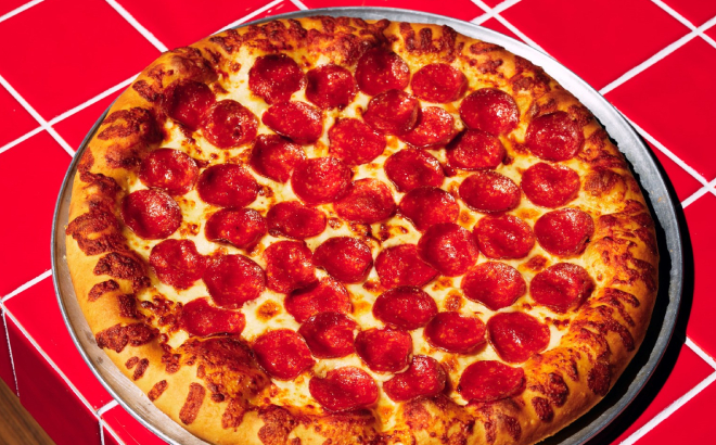 Pizza Hut Pepperoni Pizza