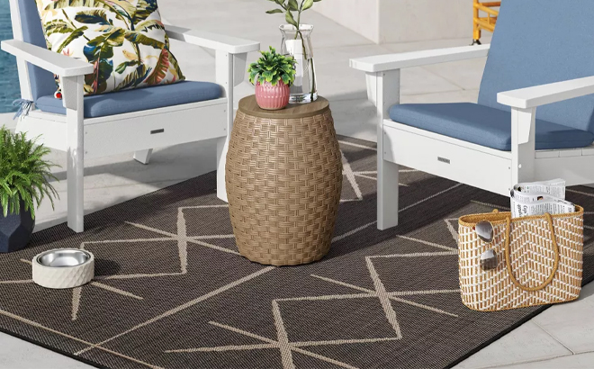 Threshold Modern Crisscross Rectangular Woven Indoor Outdoor Rug