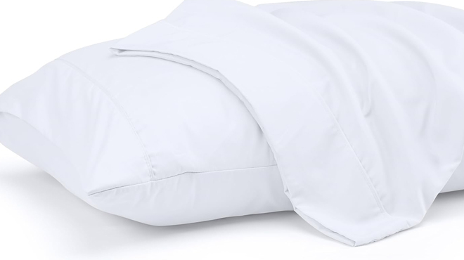 Utopia Bedding Queen Pillow Cases in White