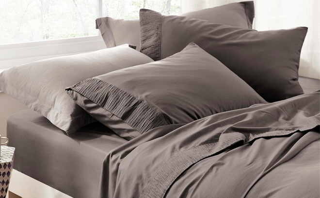 4 Pieces Hotel Luxury Taupe Sheets