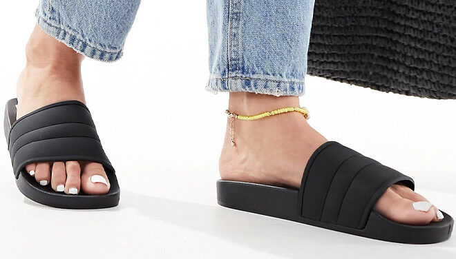 A Person Wearing Asos Design Final Pool Sliders 1