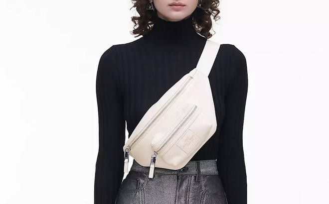 A Woman Wearing Marc Jacobs The Leather Belt Bag