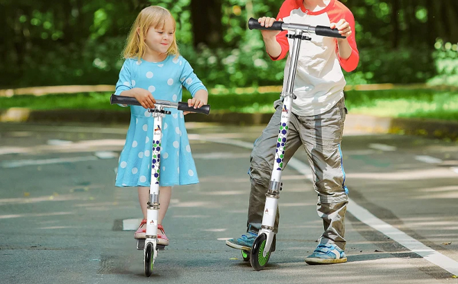 Aosom One click Folding Kids Kick Scooter with Adjustable Handlebars