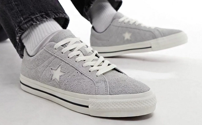 Converse One Star Pro Sneakers