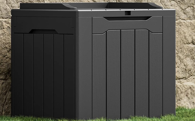 Greesum 31 Gallon Resin Deck Box dark brown